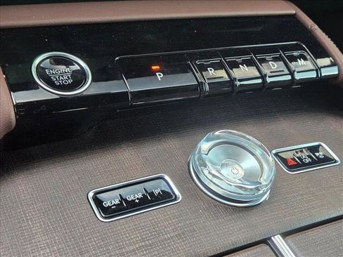 New 2025 Lincoln Navigator Reserve image 14