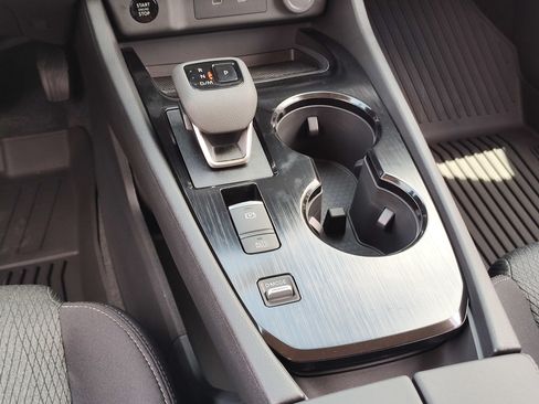 New 2026 Nissan Rogue SV FWD image 9