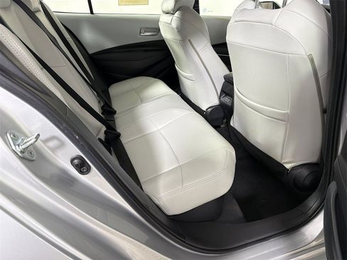 Used 2023 Toyota Corolla SE image 15