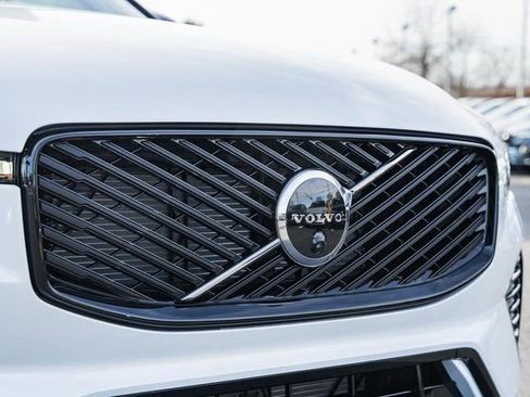 New 2026 Volvo XC60 B5 Plus w/ Protection Package Premier image 12