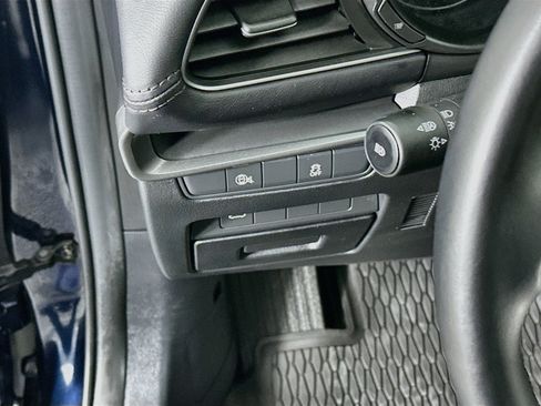 Used 2025 MAZDA MAZDA3 s FWD image 17