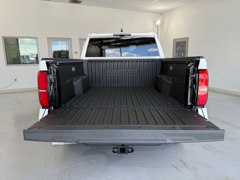 New 2025 Toyota Tacoma TRD Off-Road image 10