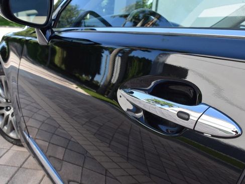 Used 2013 Lexus LS 460 AWD w/ Comfort Pkg image 36
