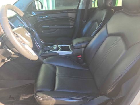 Used 2014 Cadillac SRX Luxury w/ Driver Assist Package FWD image 7