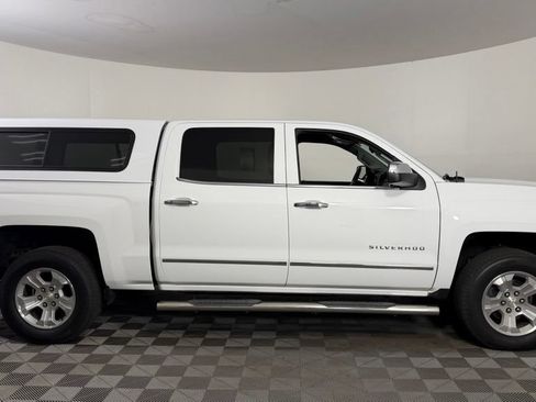Used 2015 Chevrolet Silverado 1500 LTZ Z71 w/ LTZ Plus Package AWD/4WD image 10