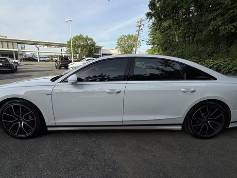 Used 2021 Audi A8 L 3.0T w/ Executive Plus Package AWD/4WD image 11