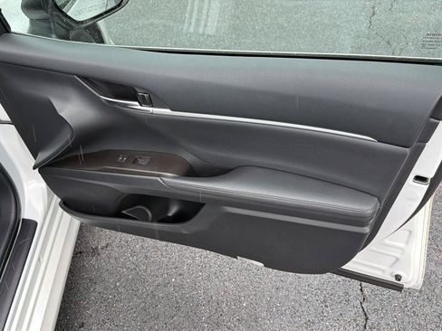 Used 2023 Toyota Camry XLE w/ Navigation Package FWD image 14