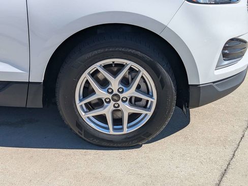 Used 2023 Ford Edge SEL AWD/4WD image 11