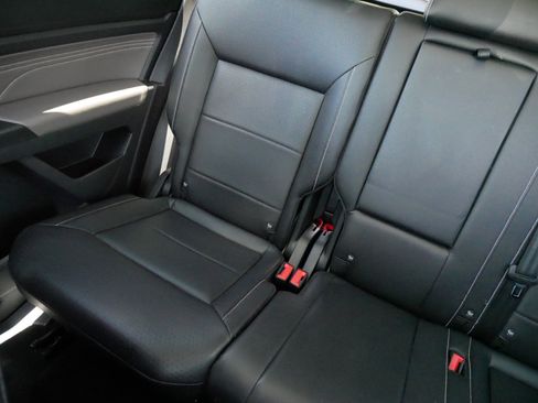 Used 2023 Volkswagen Atlas SEL AWD/4WD image 12
