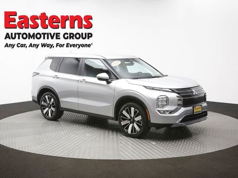 Used 2025 Mitsubishi Outlander SE AWD/4WD image 50