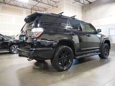 Used 2016 Toyota 4Runner Limited AWD/4WD image 4