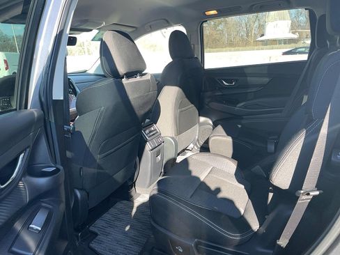 Used 2024 Subaru Ascent Premium w/ Convenience Package AWD/4WD image 25