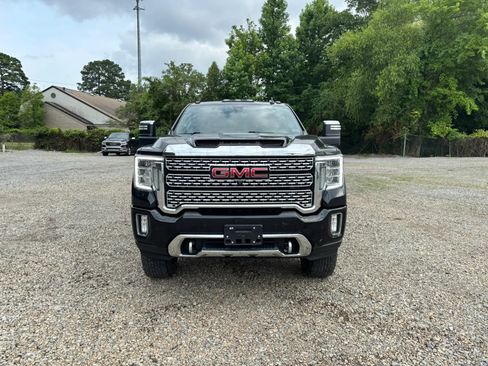 Used 2022 GMC Sierra 3500 Denali w/ Denali Black Diamond Edition AWD/4WD image 8