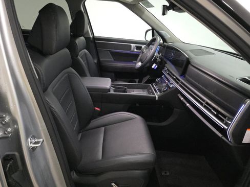 Used 2026 Hyundai Santa Fe Limited AWD/4WD image 11