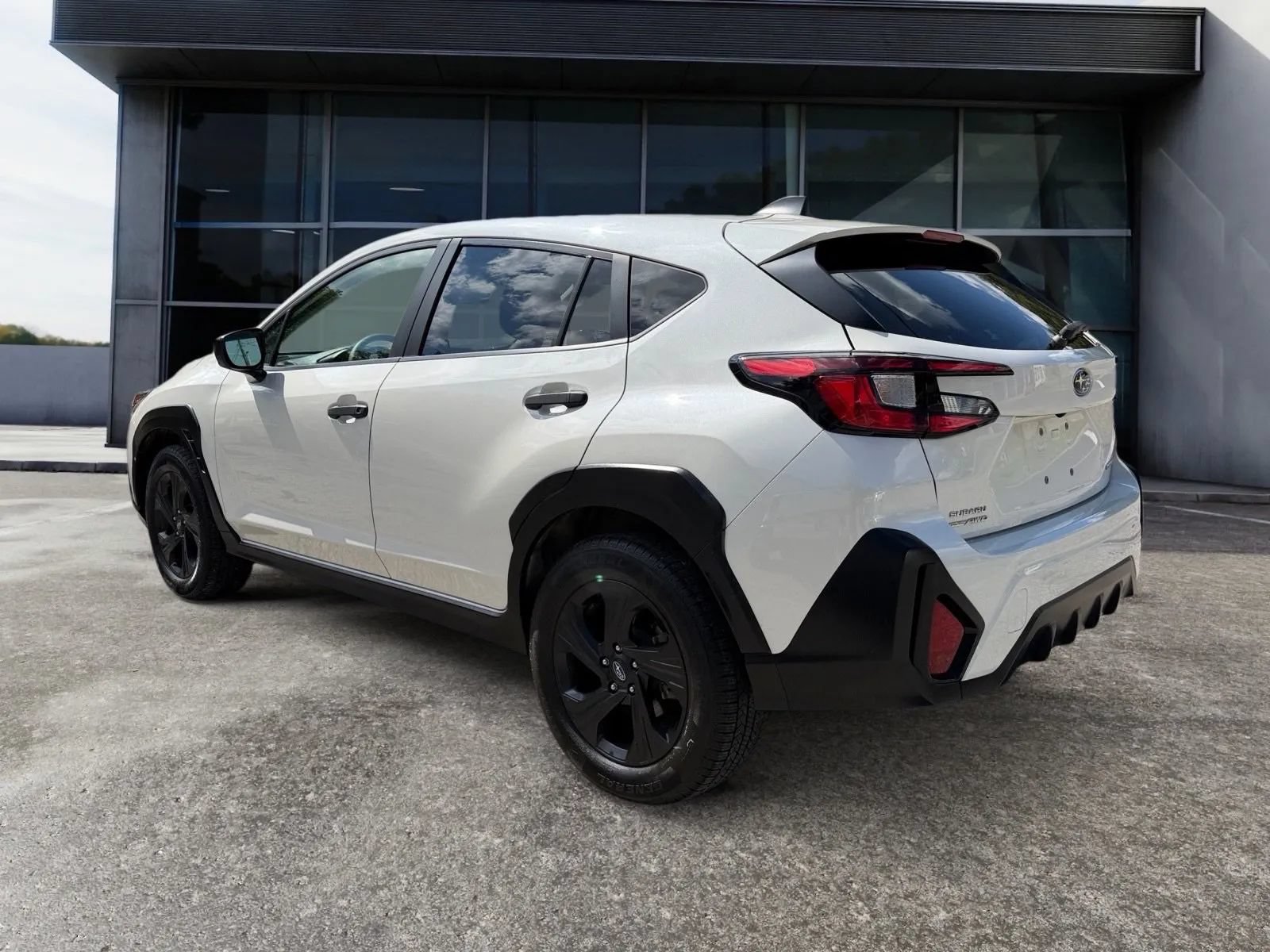 Used 2025 Subaru Crosstrek 2.0i AWD/4WD image 4