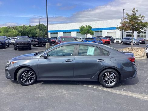 Used 2024 Kia Forte LXS FWD image 6