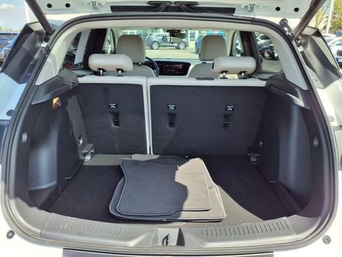 Certified 2025 Buick Encore GX Preferred w/ Advanced Technology Package image 20