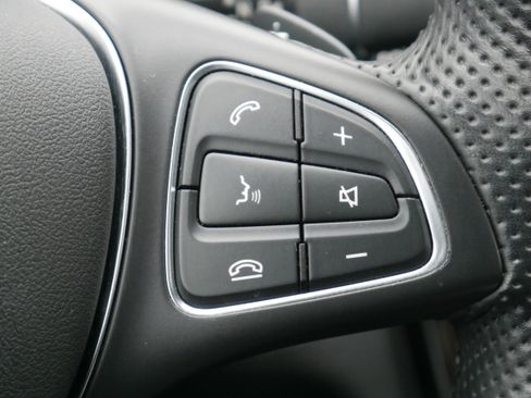 Used 2018 Mercedes-Benz C 300 4MATIC Sedan image 22