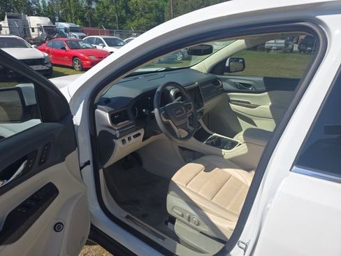 Used 2023 GMC Acadia Denali AWD/4WD image 14