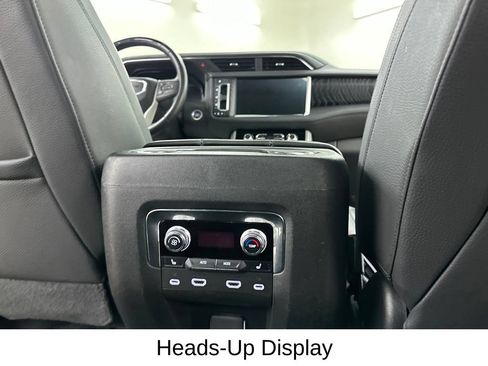 Used 2023 GMC Yukon XL Denali w/ Advanced Technology Package AWD/4WD image 28