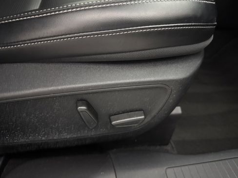 Used 2024 Ford Escape Platinum image 49