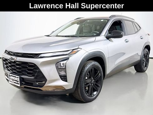 Certified 2025 Chevrolet Trax ACTIV w/ Driver Confidence Package image 1