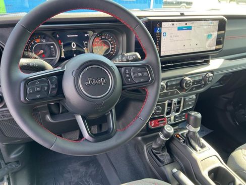 New 2024 Jeep Wrangler Unlimited Rubicon w/ Technology Group image 11