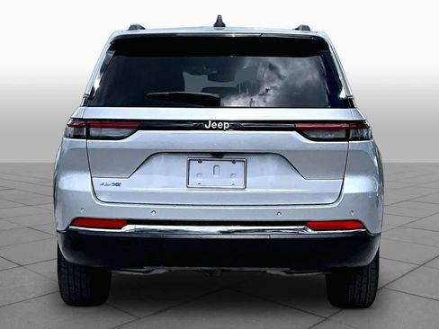 Used 2024 Jeep Grand Cherokee Limited 4xe AWD/4WD image 5