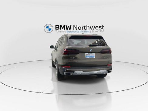 New 2026 BMW X5 xDrive40i w/ Climate Comfort Package AWD/4WD image 13