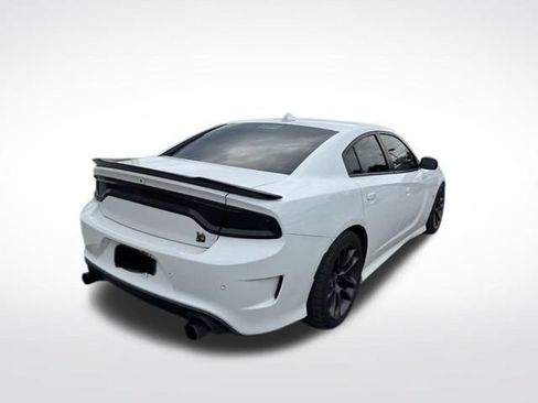 Used 2022 Dodge Charger Scat Pack w/ Plus Group RWD image 10