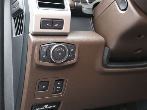 Used 2022 Ford F350 King Ranch w/ Tremor Off-Road Package AWD/4WD image 23