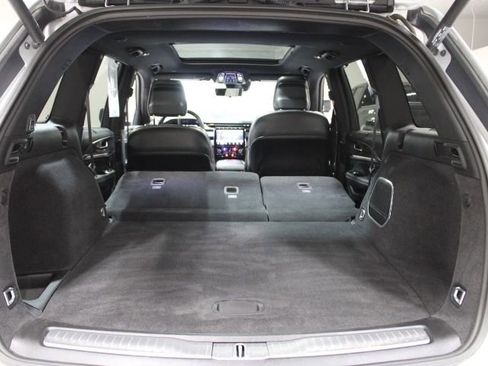 Used 2022 Jeep Grand Cherokee Overland w/ Luxury Tech Group IV image 14