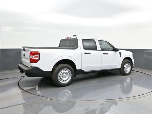 New 2025 Ford Maverick XL w/ Equipment Group 102A image 15