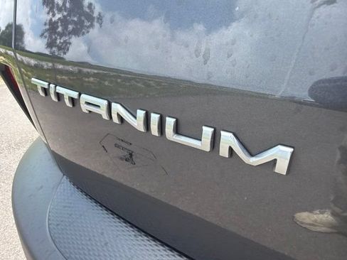 Used 2021 Ford Escape Titanium AWD/4WD image 9