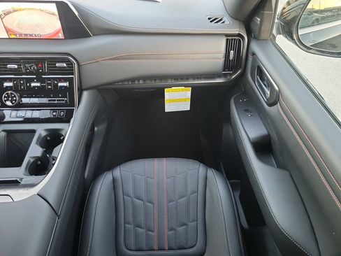 New 2025 Nissan Armada PRO-4X image 23