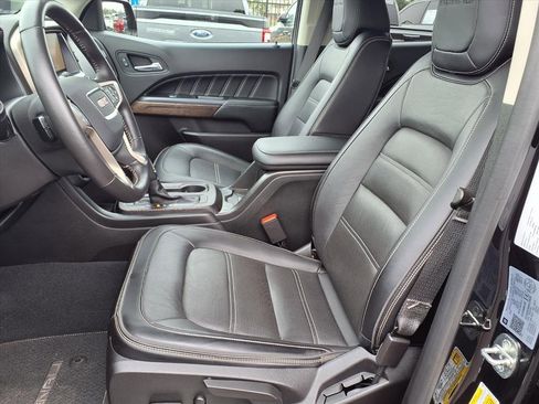 Used 2021 GMC Canyon Denali image 25