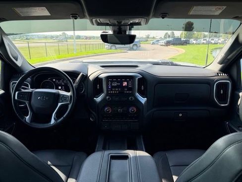 Used 2022 Chevrolet Silverado 2500 LTZ w/ LTZ Plus Package AWD/4WD image 6