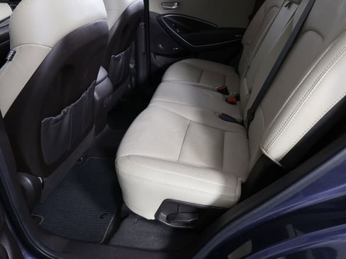 Used 2017 Hyundai Santa Fe Sport image 17