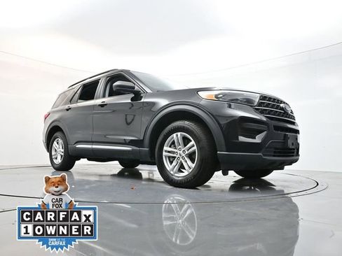 Used 2022 Ford Explorer XLT image 27