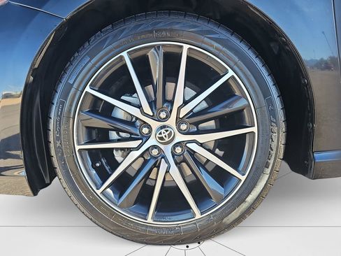 Certified 2021 Toyota Camry SE image 22