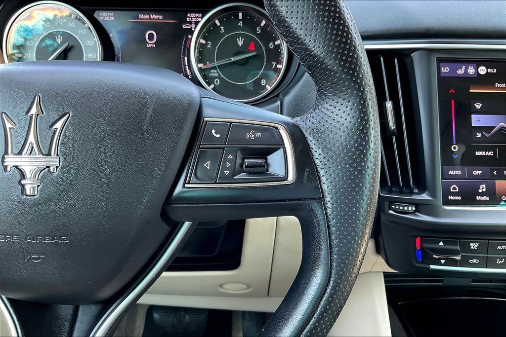 Used 2022 Maserati Levante Modena AWD/4WD image 12