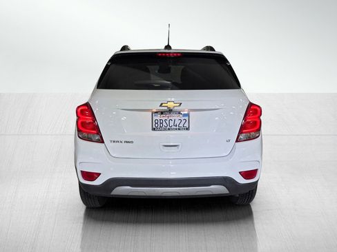 Used 2017 Chevrolet Trax LT w/ LT Convenience Package image 6