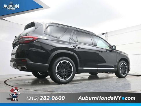 New 2026 Honda Pilot image 21