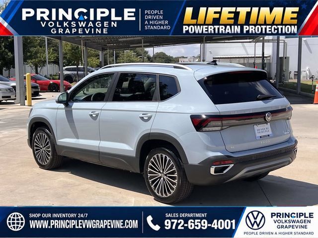 New 2027 Volkswagen Taos SE FWD image 8