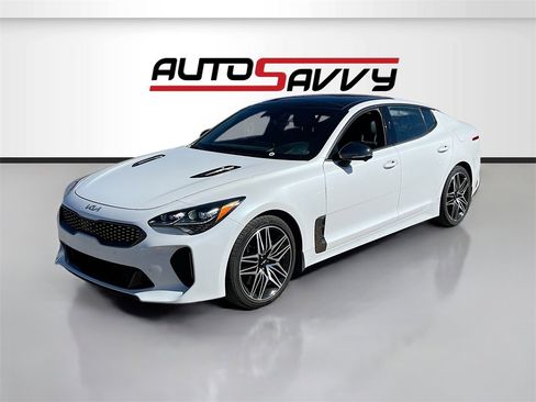 Used 2023 Kia Stinger GT2 image 3