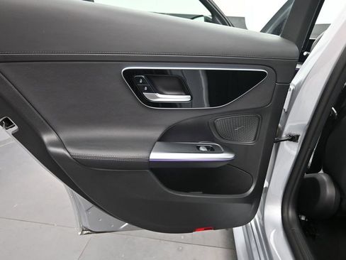 Used 2023 Mercedes-Benz C 300 Sedan image 18