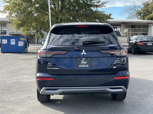 New 2026 Mitsubishi Outlander SE image 4