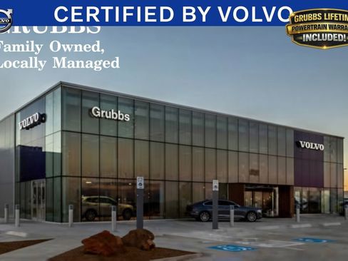 Used 2025 Volvo XC60 B5 Plus AWD/4WD image 2