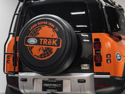 Used 2022 Land Rover Defender 110 S image 80