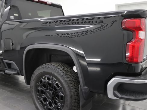 Used 2024 Chevrolet Silverado 3500 LT w/ Convenience Package image 32